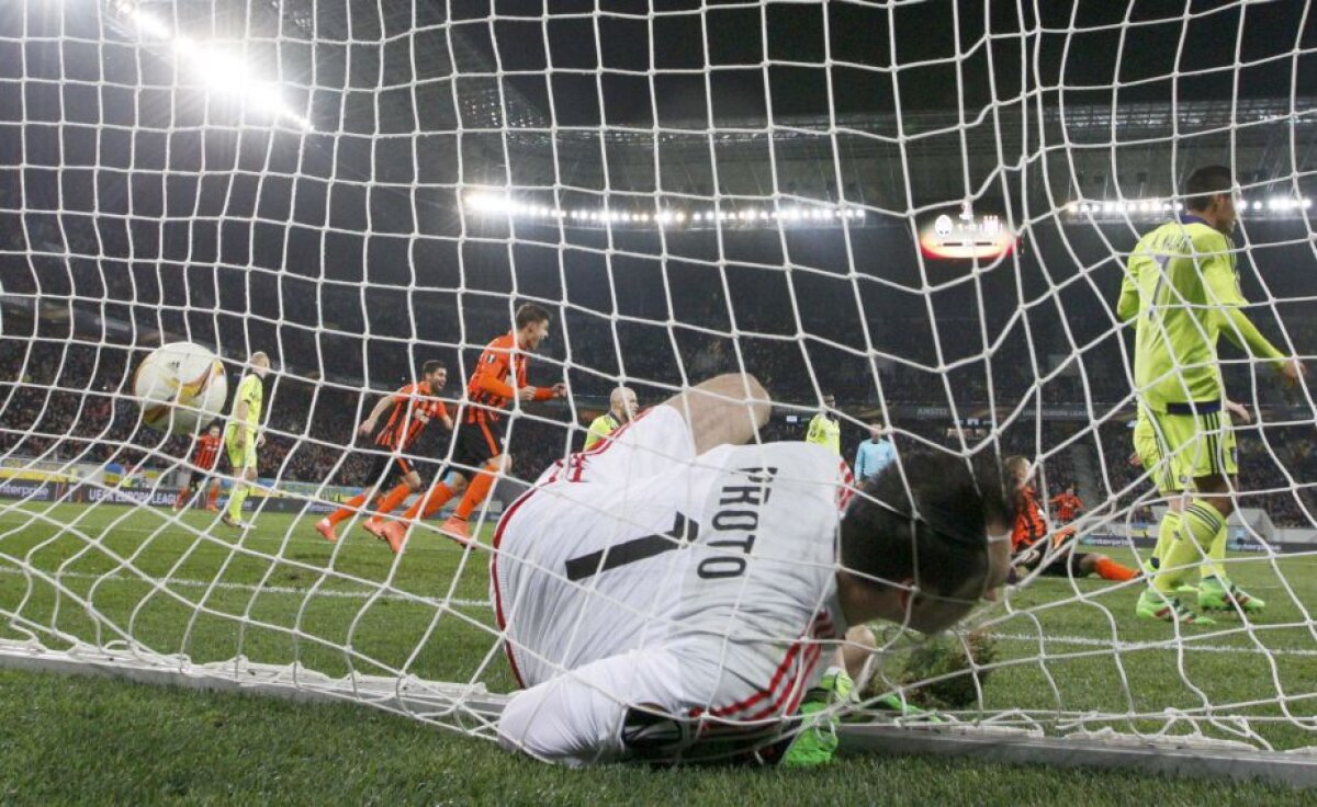 VIDEO+FOTO Liverpool a învins Manchester United și e la un pas de ”sferturile” Europa League » Vezi aici toate rezultatele din turul ”optimilor”