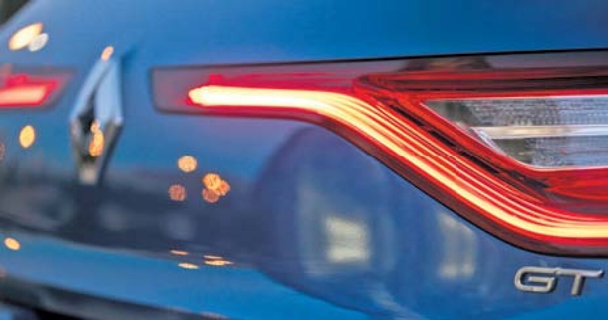 Drive Test cu Valentin Damian » Familia Megane în haine noi » Renault a lansat noile sale modele