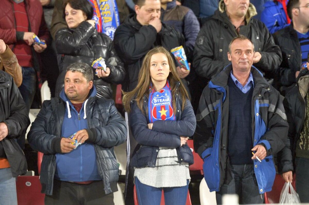 VIDEO+FOTO Reghe - Șumi 2-0 » Steaua a învins Astra și s-a apropiat la trei puncte de giurgiuveni