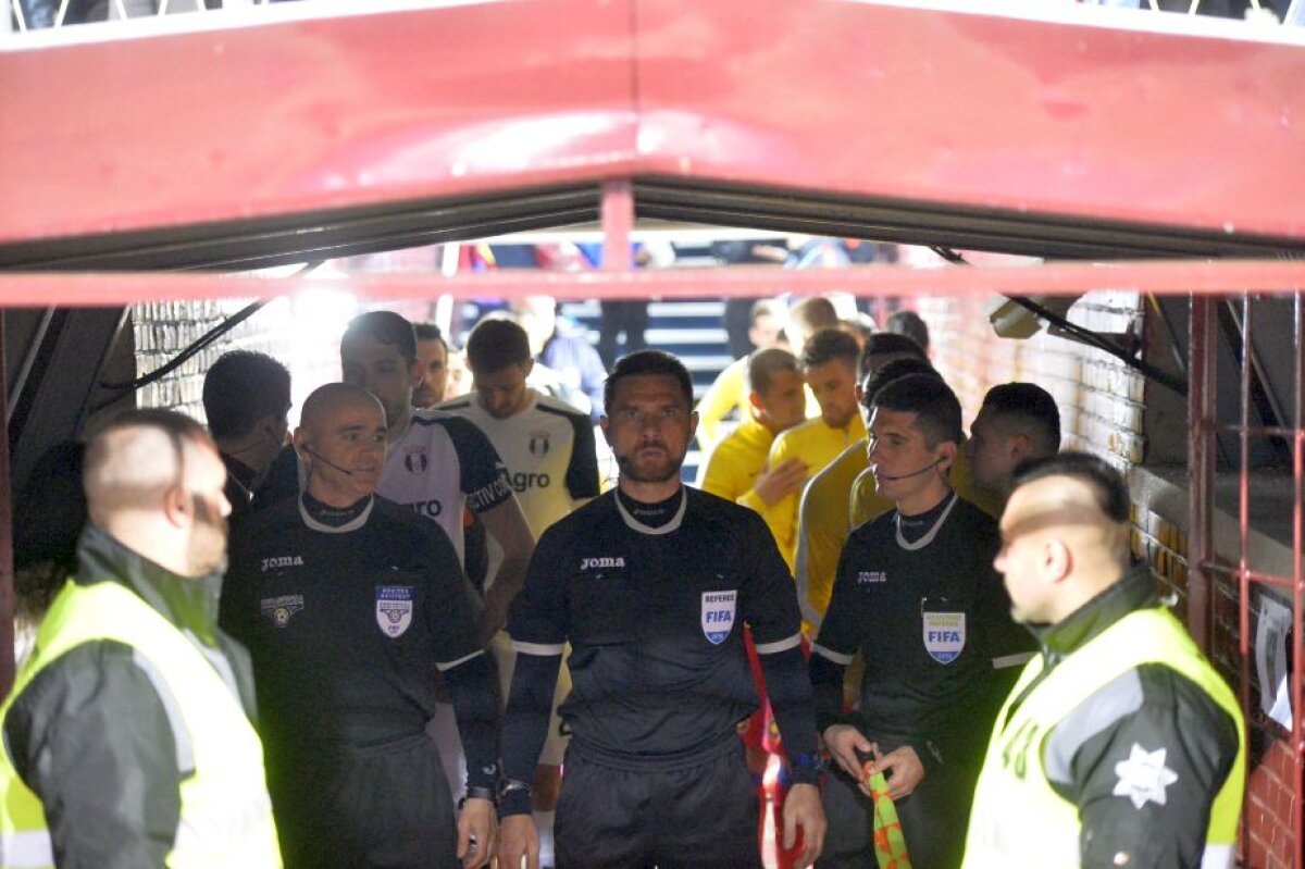 VIDEO+FOTO Reghe - Șumi 2-0 » Steaua a învins Astra și s-a apropiat la trei puncte de giurgiuveni