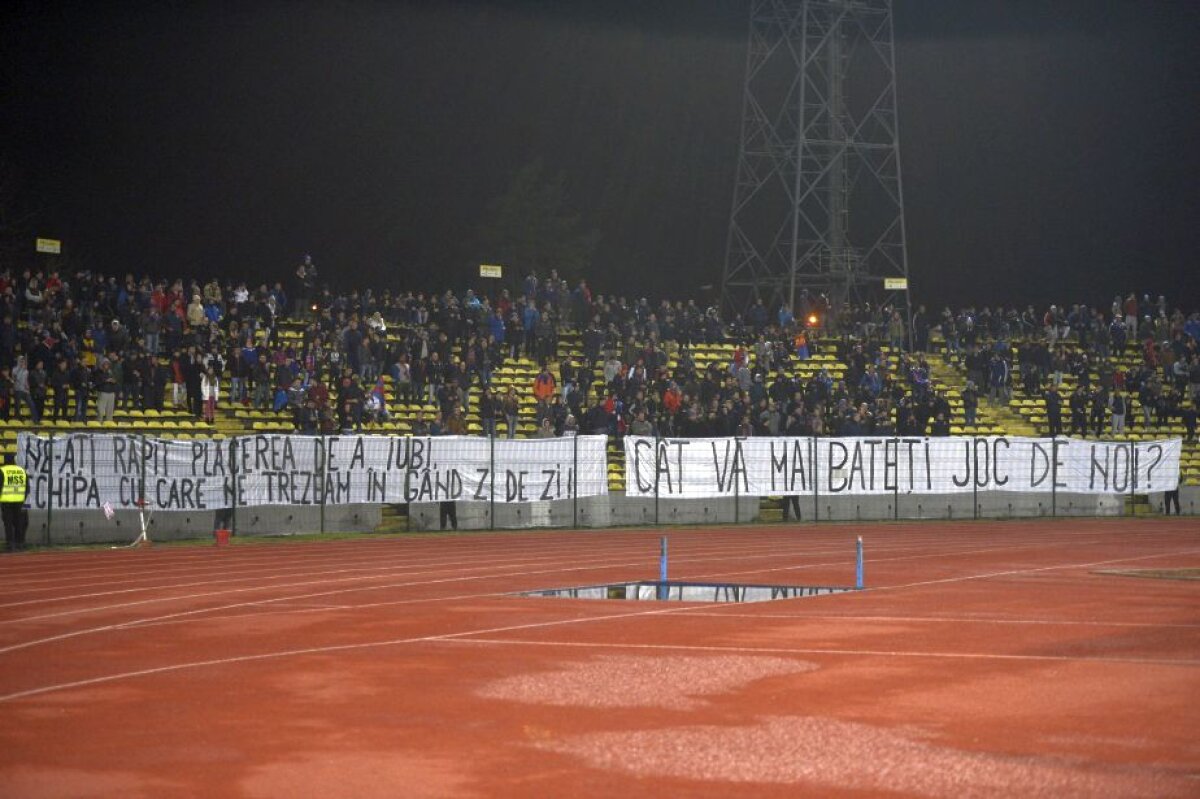 VIDEO+FOTO Reghe - Șumi 2-0 » Steaua a învins Astra și s-a apropiat la trei puncte de giurgiuveni