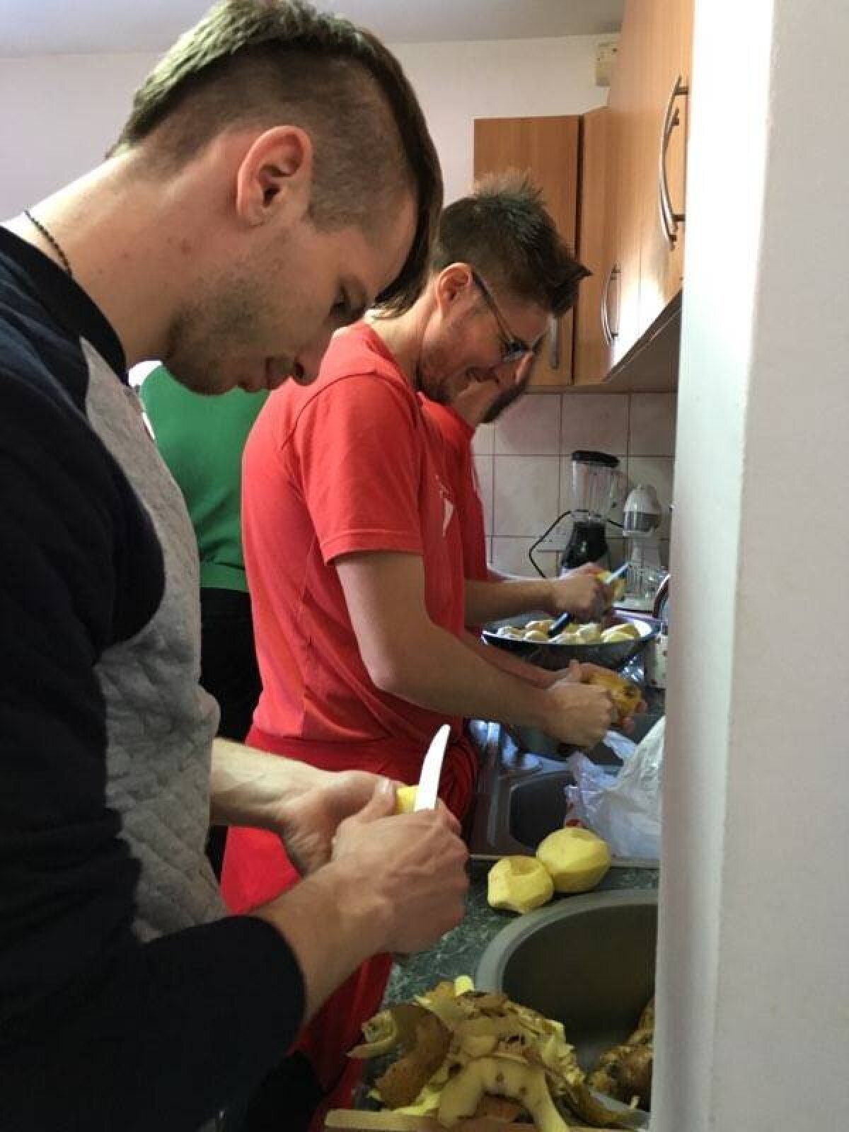 GALERIE FOTO Imagini unice! Știi ce mai face fostul dinamovist Strătilă?