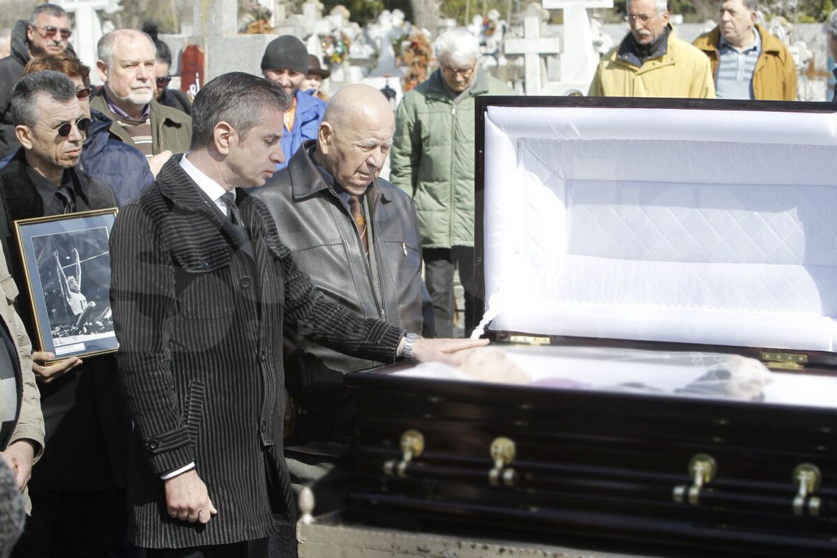 FOTO Adio, Mare Doamnă! Iolanda Balaș-Soter a fost condusă pe ultimul său drum