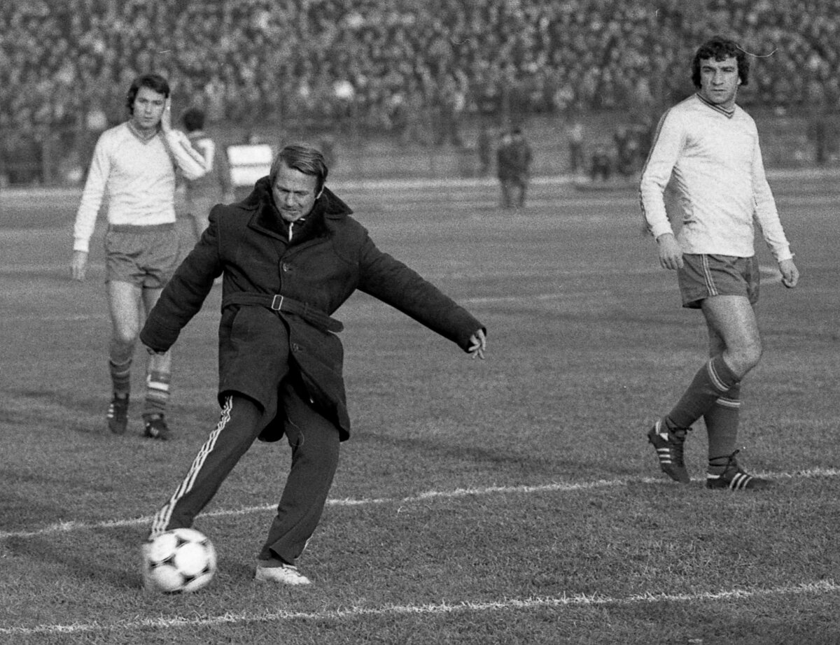 SPECIAL GSP. Povestea tulburătoare a „Tunarului”, spaima portarilor din Liga 1: „Alcoolul m-a dărâmat, dar nu mai beau de zece ani" + Cum „Riciu a distrus Craiova Maxima”