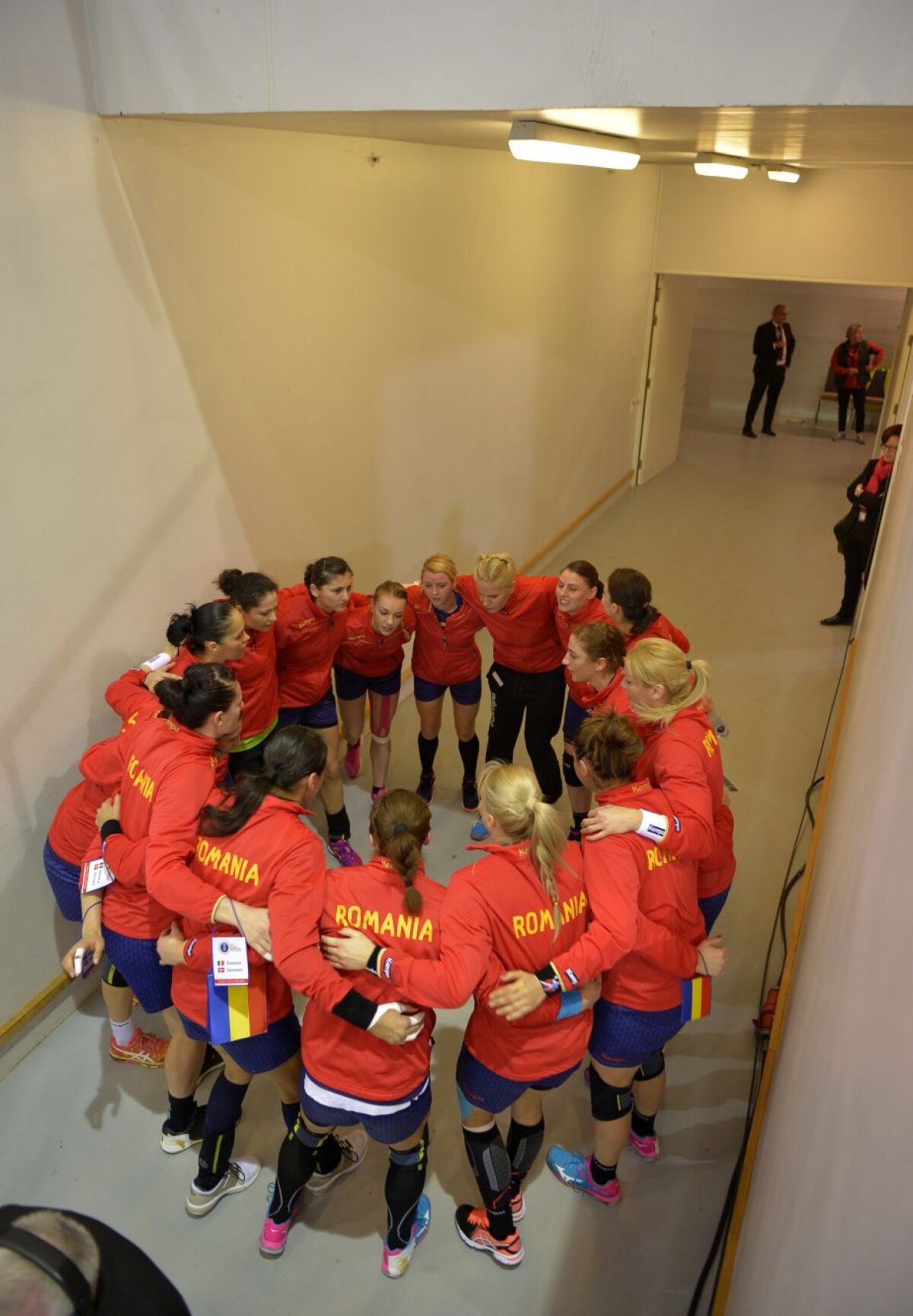 FOTO BOMBARDAMENT! România pune la pământ Danemarca în primul meci pentru Rio! #BravoFETELOR