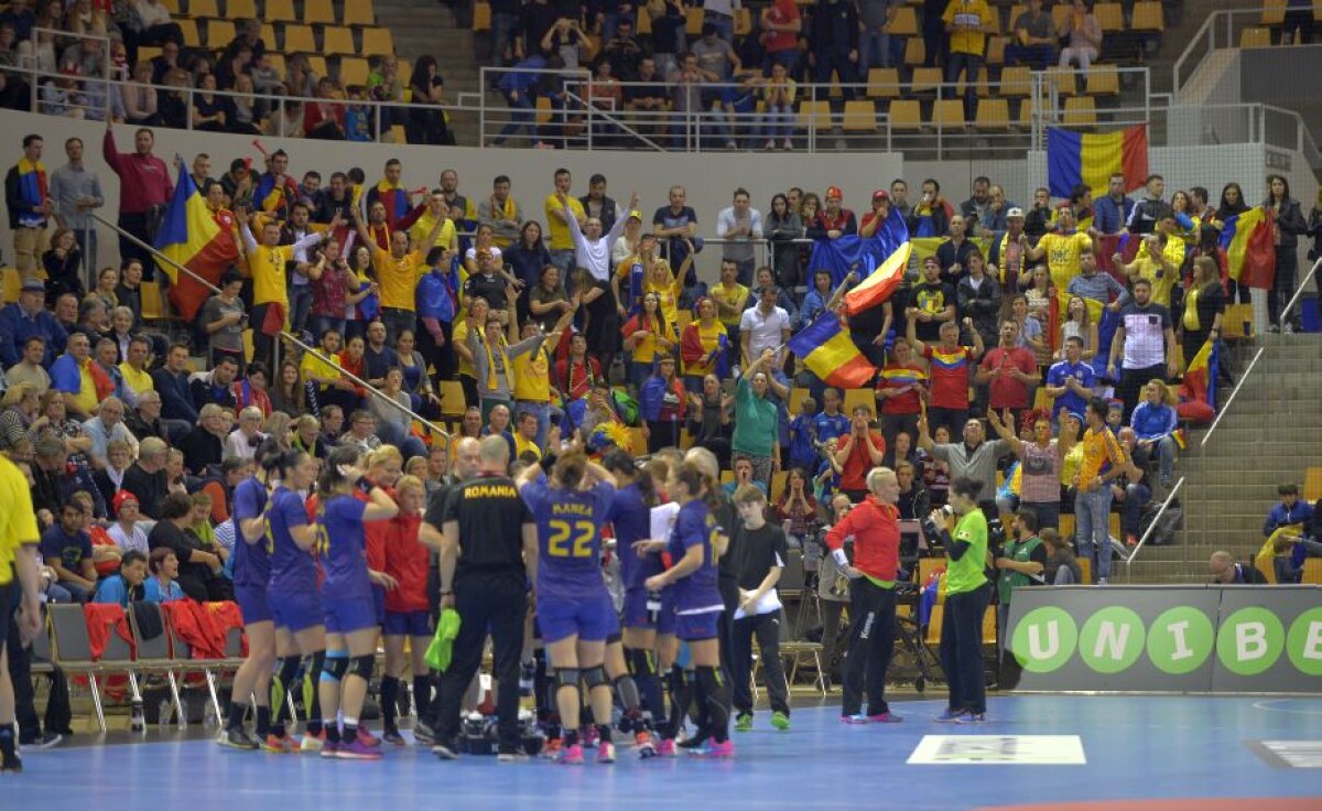 FOTO BOMBARDAMENT! România pune la pământ Danemarca în primul meci pentru Rio! #BravoFETELOR