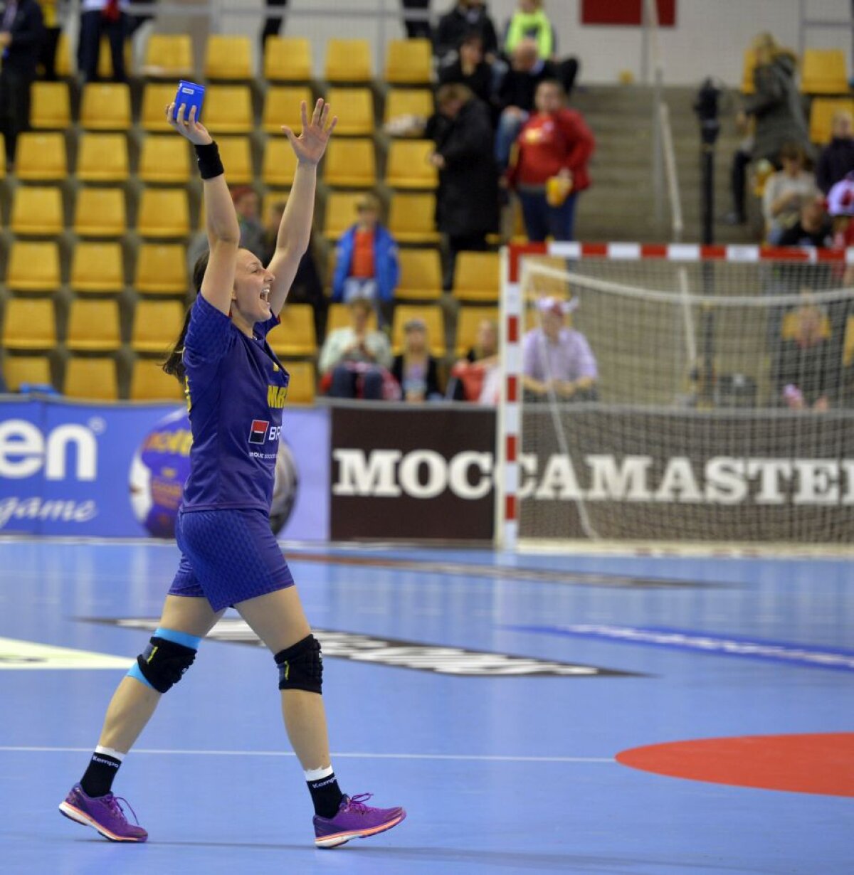 FOTO BOMBARDAMENT! România pune la pământ Danemarca în primul meci pentru Rio! #BravoFETELOR