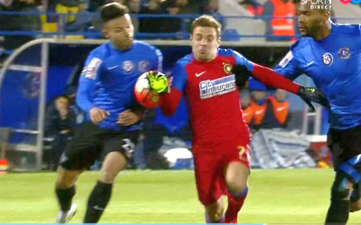 FOTO Steaua a marcat două goluri din două faze la care jucătorii Viitorului au protestat » Trupa lui Hagi a marcat și ea dintr-un penalty contestat » Verdictul specialistului