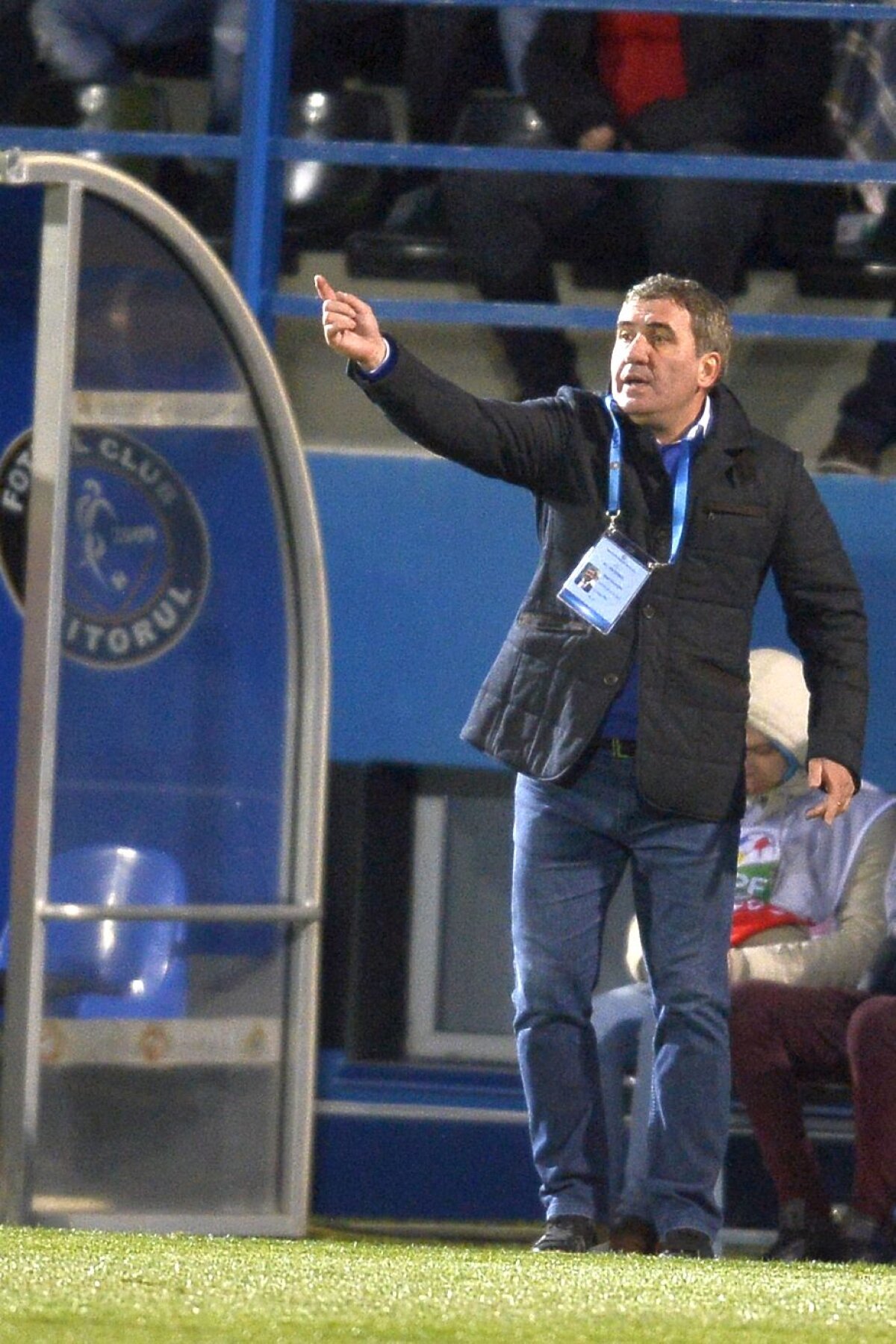 VIDEO+FOTO Reghe le-a băgat antigel » Steaua a învins Viitorul cu 3-1 și a urcat pe locul 2