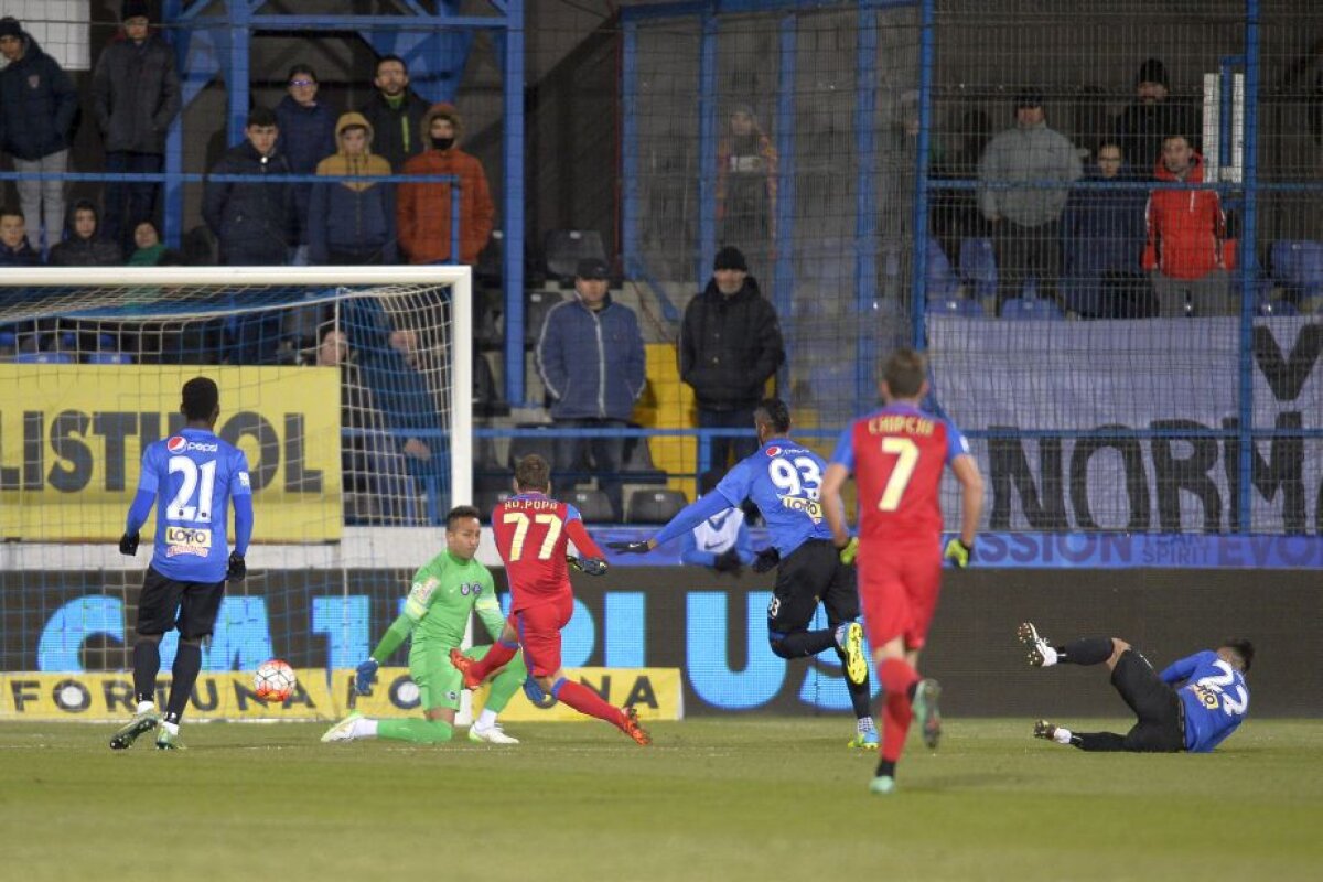 VIDEO+FOTO Reghe le-a băgat antigel » Steaua a învins Viitorul cu 3-1 și a urcat pe locul 2
