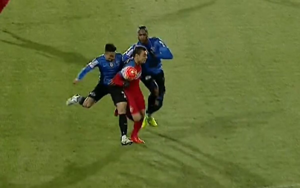 FOTO Steaua bârsană » Gafele arbitrilor au influențat rezultatul din Viitorul - Steaua 1-3 » Henț și un penalty ușor!