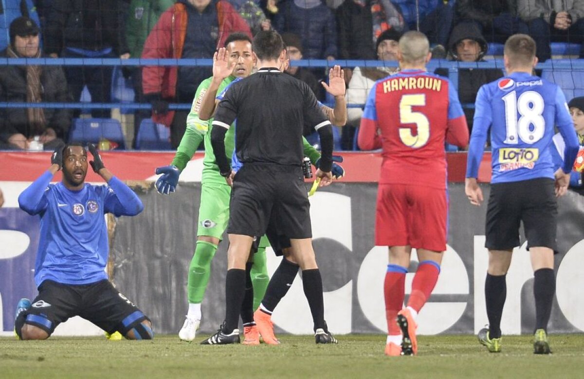 FOTO Steaua bârsană » Gafele arbitrilor au influențat rezultatul din Viitorul - Steaua 1-3 » Henț și un penalty ușor!