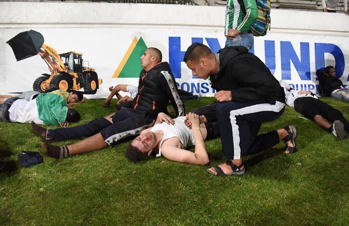 GALERIE FOTO + VIDEO Huliganism la cele mai înalte cote! Suporterii celor de la Raja Casablanca s-au bătut între ei: doi oameni decedați, alți 54 răniți