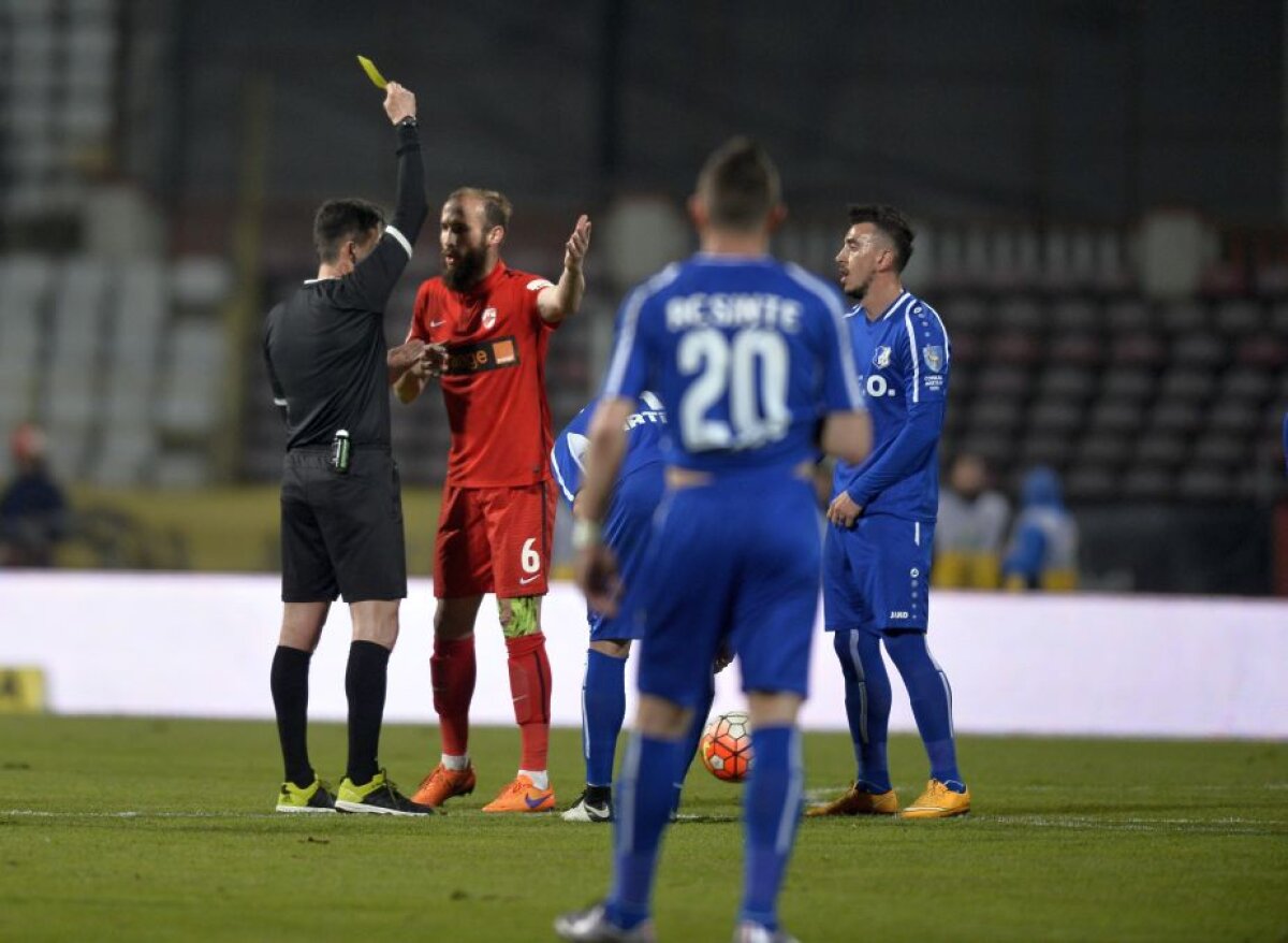 VIDEO+FOTO Dinamo a fost egalată în ultimul minut de Pandurii, 1-1, și a ratat șansa să o ajungă pe Steaua