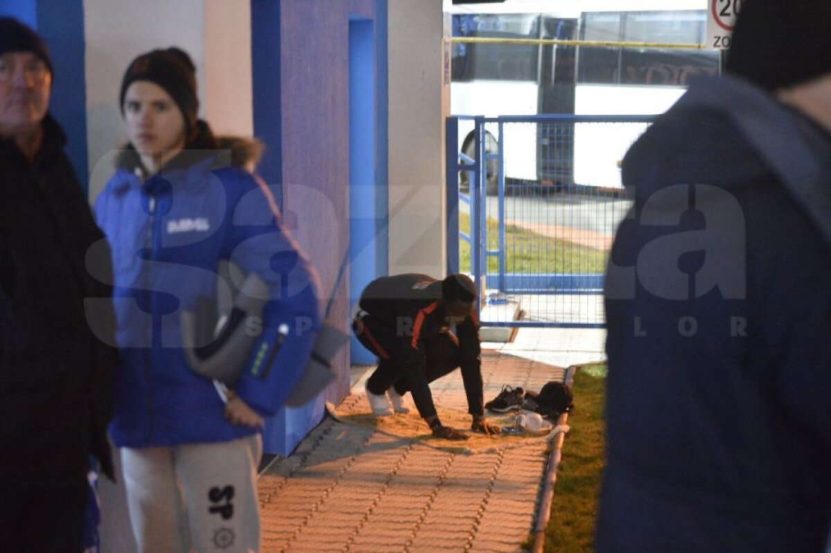 GALERIE FOTO Imagini impresionante! Gest emoţionant la finalul meciului Viitorul - Steaua