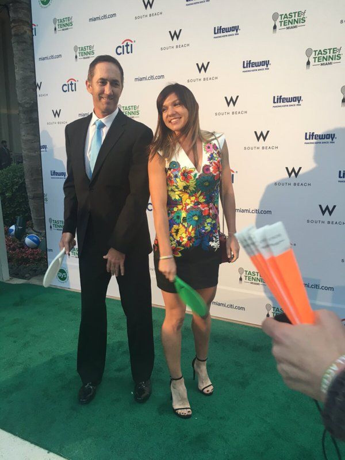 GALERIE FOTO Apariție de senzație a lui Halep » Simona a atras toate privirile la o petrecere din Miami