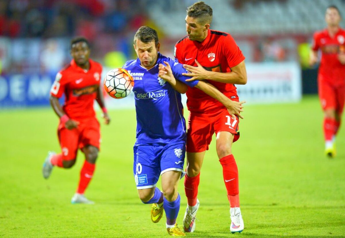 FOTO INCREDIBIL! O echipă din Liga 1 își alege antrenorul printr-un sondaj pe Facebook
