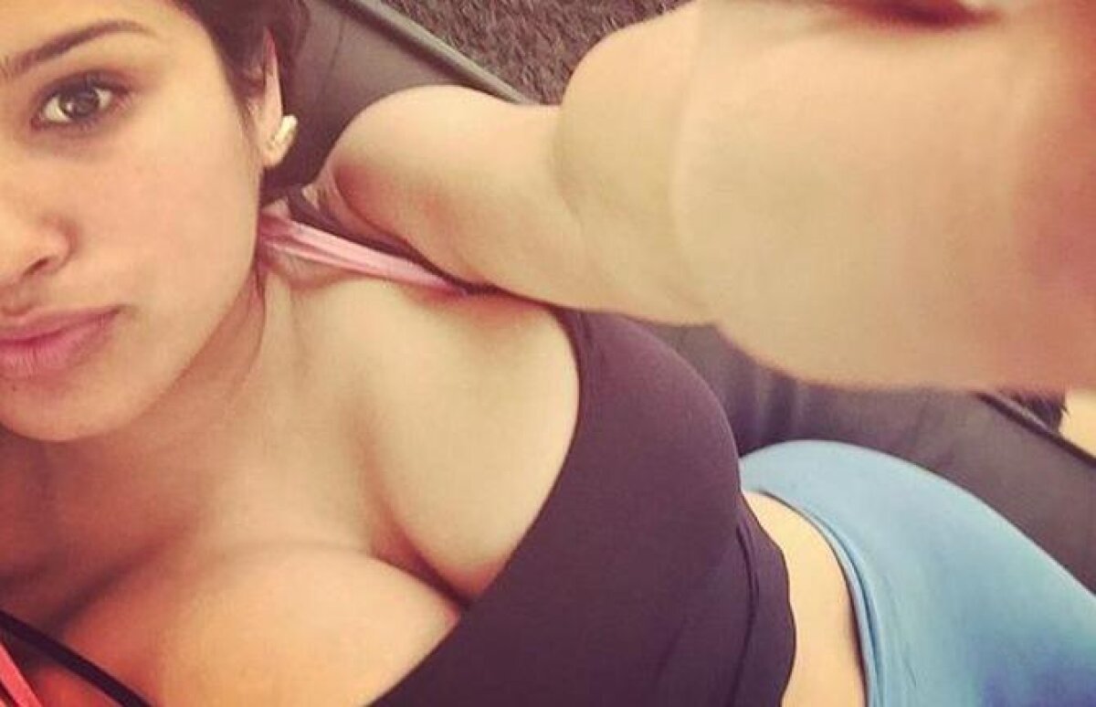 GALERIE FOTO Cât de sexy e sora lui Vidal! Ambar e considerată regina selfie-⁠urilor