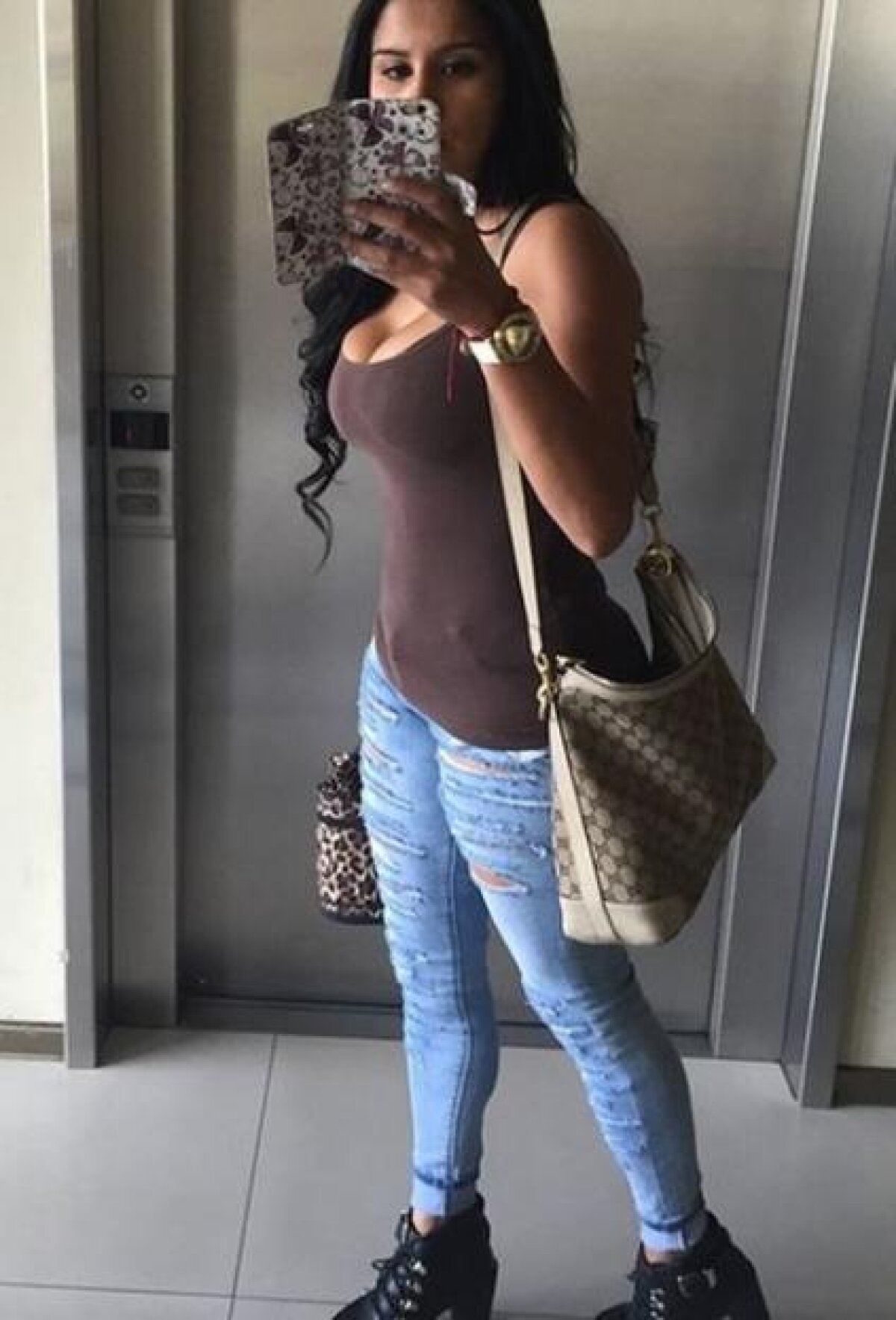 GALERIE FOTO Cât de sexy e sora lui Vidal! Ambar e considerată regina selfie-⁠urilor