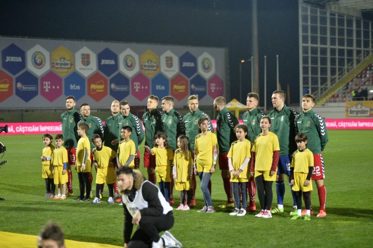  VIDEO+FOTO A venit, a debutat, a marcat » România s-a impus în fața Lituaniei prin golul lui Stanciu, scor 1-0