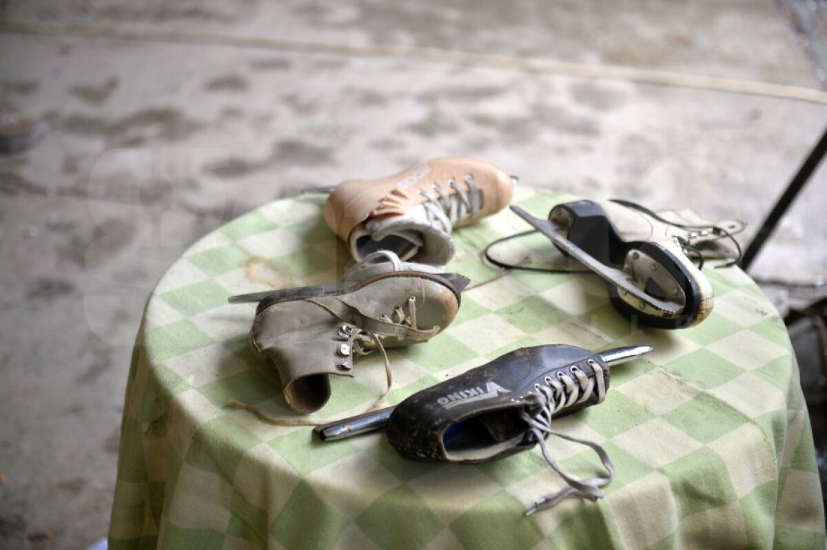 VIDEO + FOTO Atenție, cade patinoarul! Azi a început demolarea la "Mihai Flamaropol"