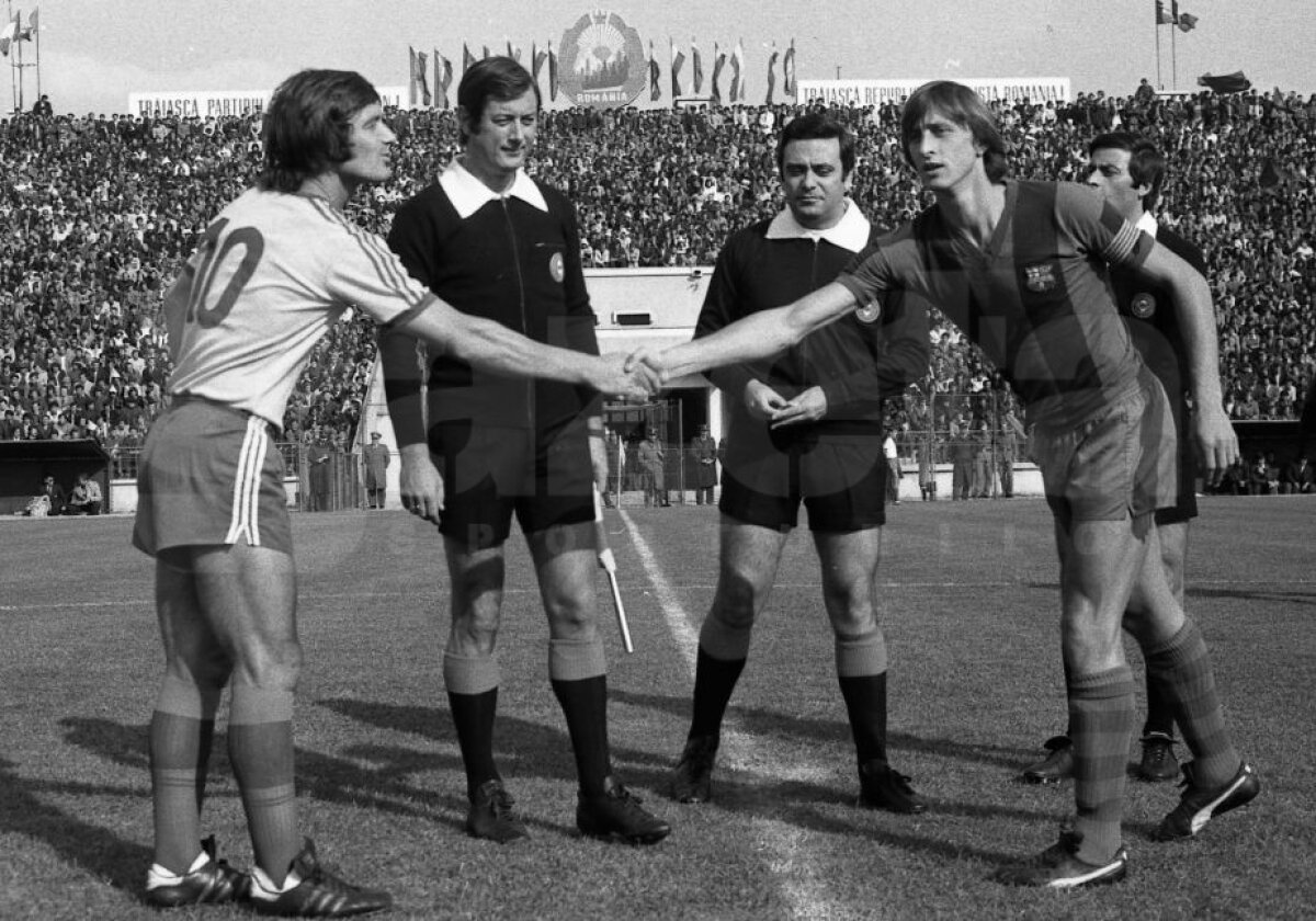 SUPERFOTO Imagini de colecție cu Johan Cruyff pe stadionul Ghencea, la singurul său meci în România » A jucat împotriva Stelei