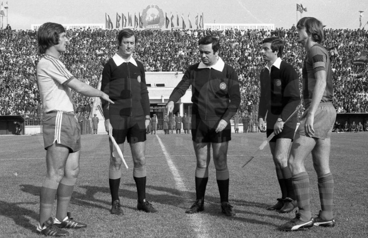 SUPERFOTO Imagini de colecție cu Johan Cruyff pe stadionul Ghencea, la singurul său meci în România » A jucat împotriva Stelei