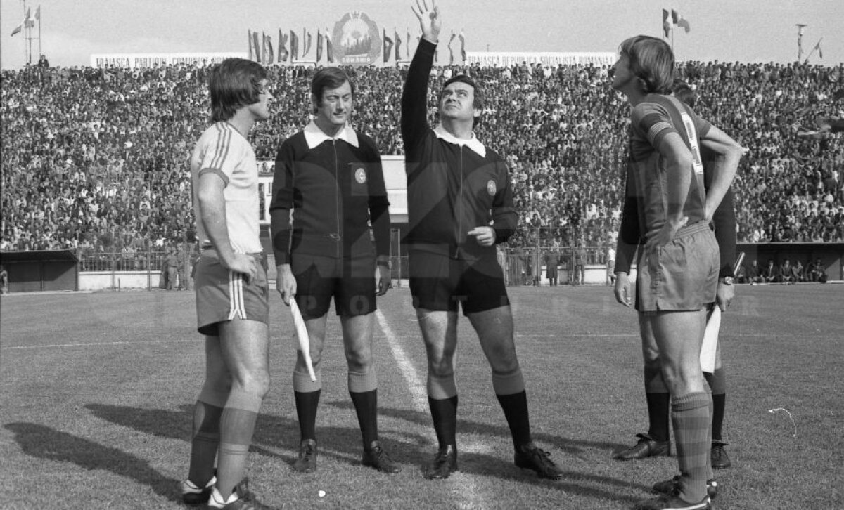 SUPERFOTO Imagini de colecție cu Johan Cruyff pe stadionul Ghencea, la singurul său meci în România » A jucat împotriva Stelei