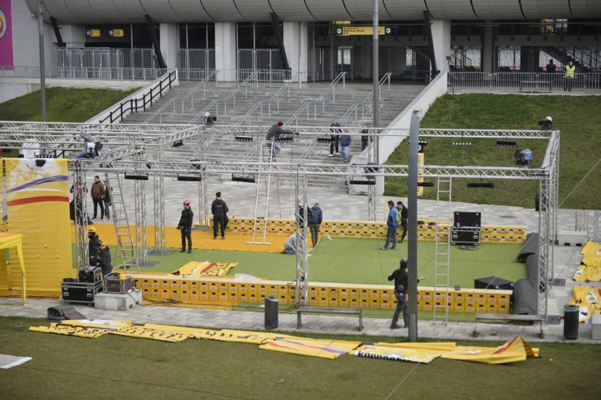 FOTO EXCLUSIV Ultimele pregătiri înainte de amicalul cu Spania » Cum arată gazonul de pe Cluj Arena și ce surprize îi așteaptă pe fani