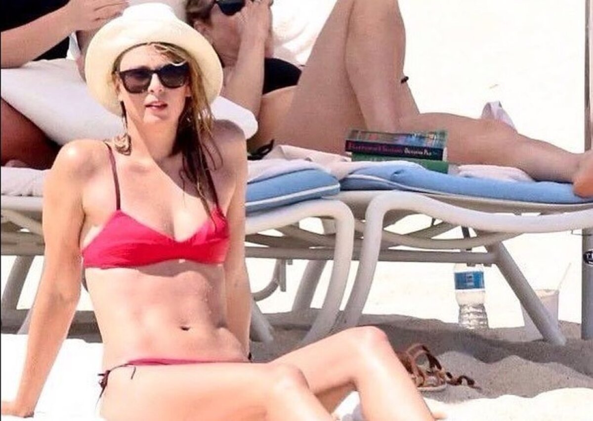 FOTO SPECTACULOS Între timp, în Mexic » Șarapova a petrecut un week-end relaxant în Cabo San Lucas