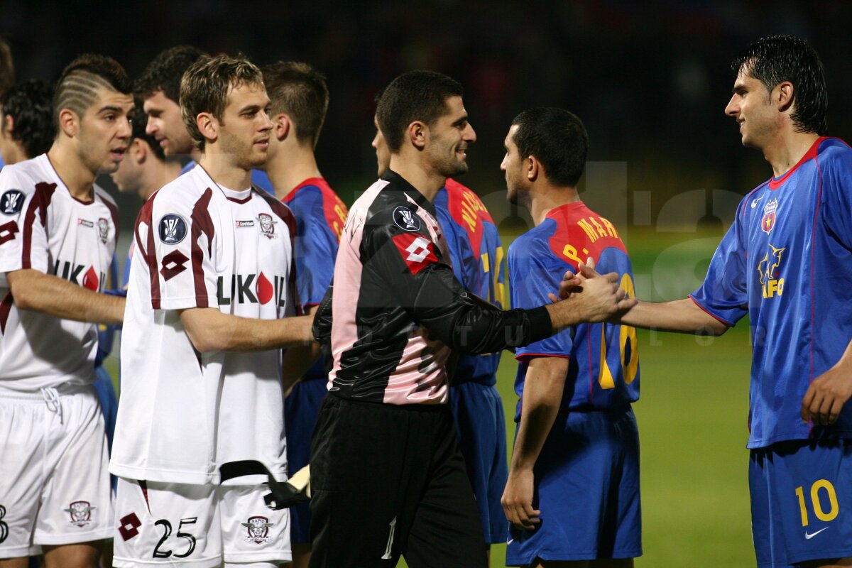 GALERIE FOTO 10 ani de la sfertul de Cupa UEFA Steaua - Rapid » Enigma lui Răzvan Lucescu: "Cred că niciodată nu voi găsi răspunsul la întrebarea asta!"