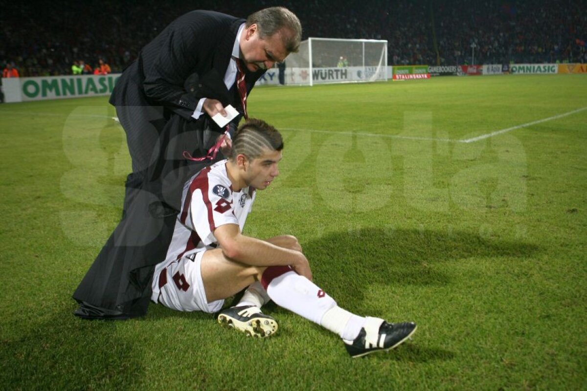 GALERIE FOTO 10 ani de la sfertul de Cupa UEFA Steaua - Rapid » Enigma lui Răzvan Lucescu: "Cred că niciodată nu voi găsi răspunsul la întrebarea asta!"