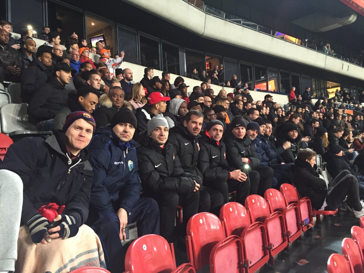 Antrenorii invitați de Ogăraru au învățat filosofia Ajax și au văzut Olanda - Franța