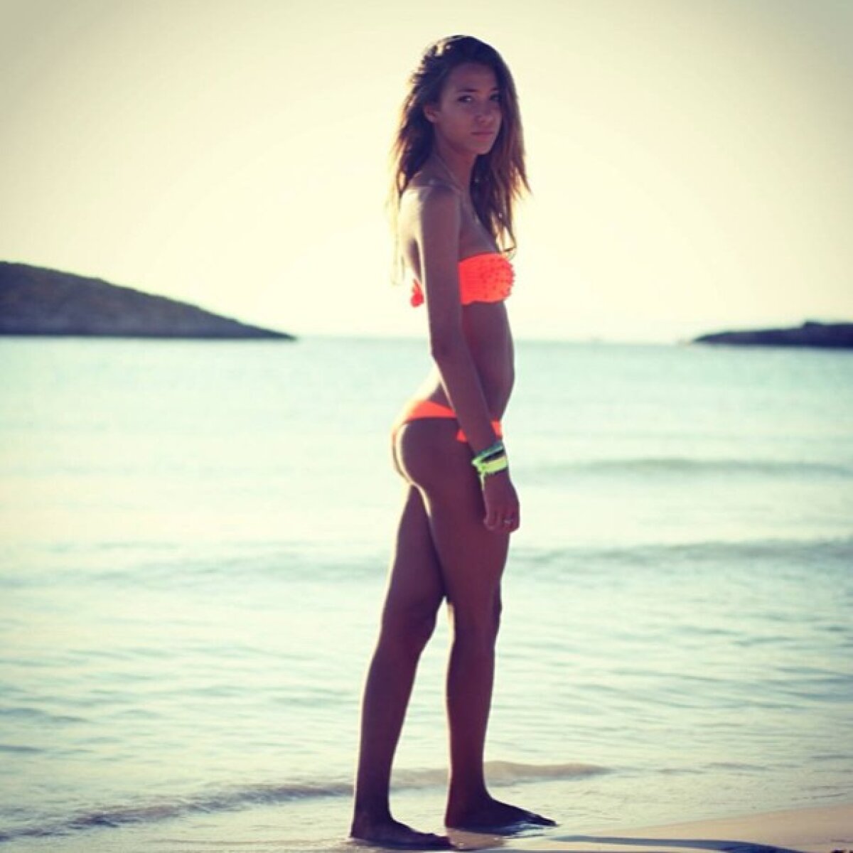 FOTO Morata și Alice în țara minunilor » Ea îl ține pe starul lui Juve la Torino