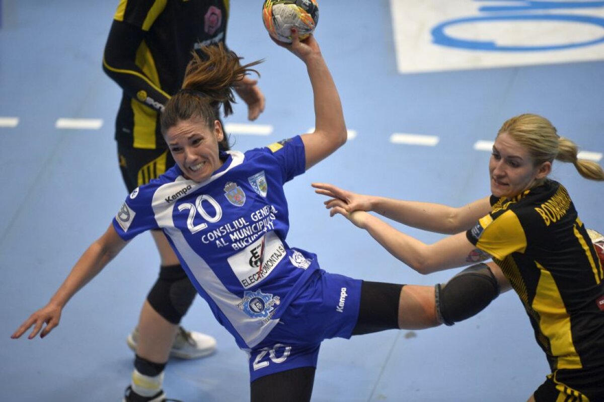 FOTO Dramatism în sferturile Ligii Campionilor la handbal » CSM București - Rostov Don 26-25