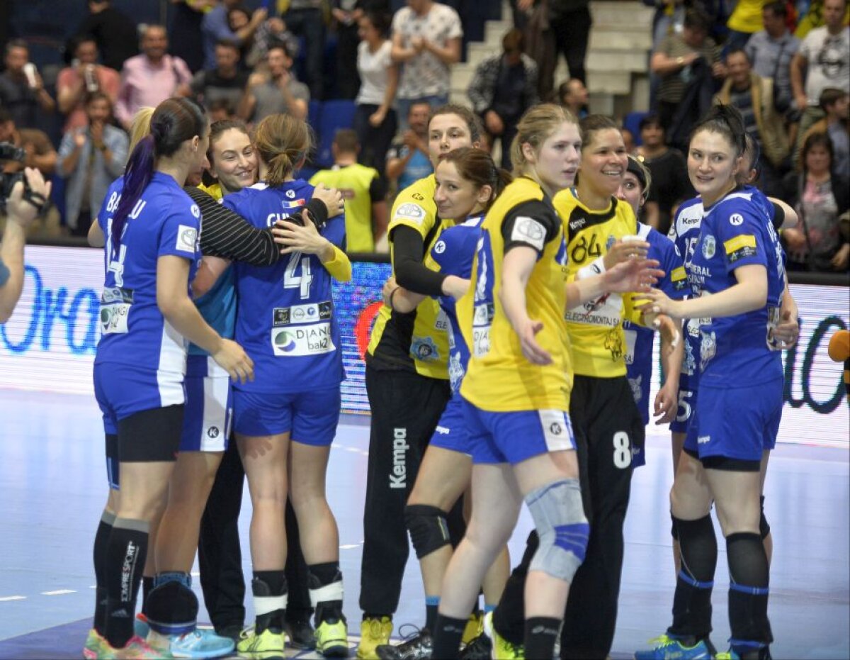 FOTO Dramatism în sferturile Ligii Campionilor la handbal » CSM București - Rostov Don 26-25