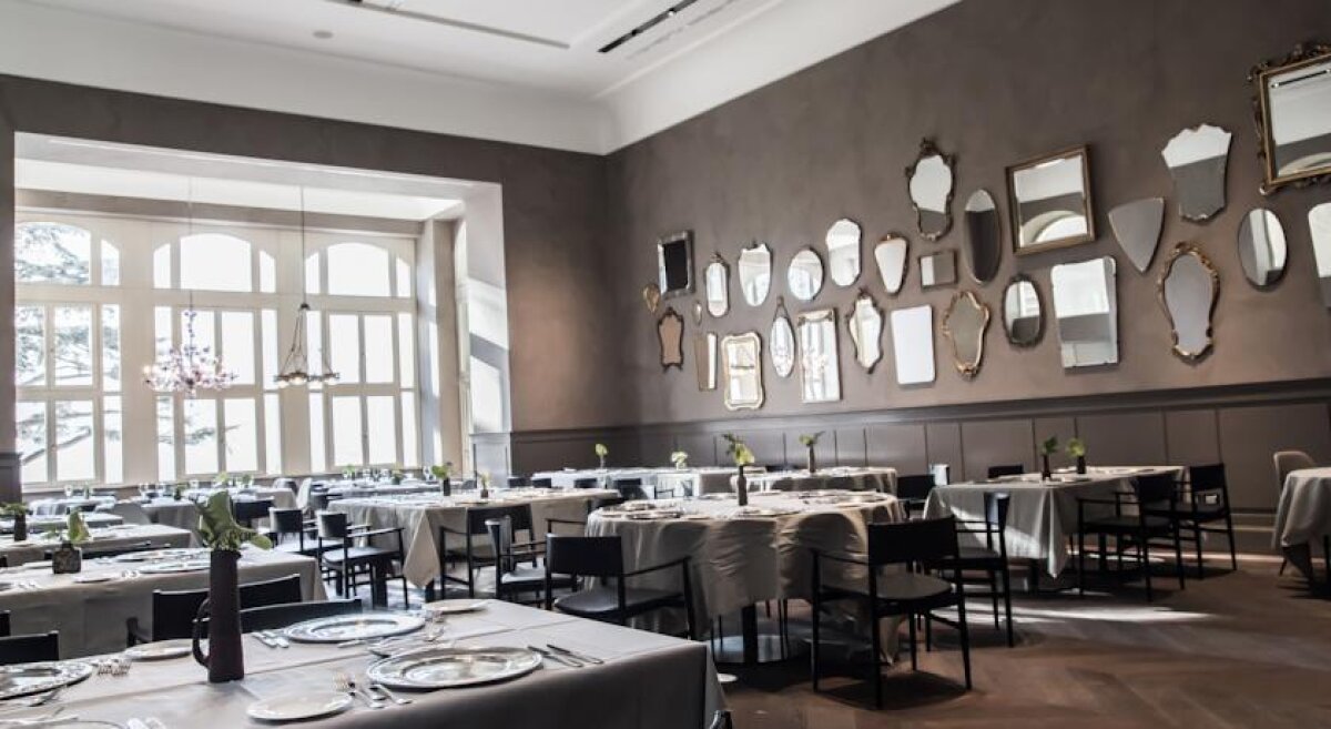 EXCLUSIV Toate detaliile turneului de pregătire al naționalei înainte de EURO 2016 » FOTO Lux și rafinament pentru "tricolori"