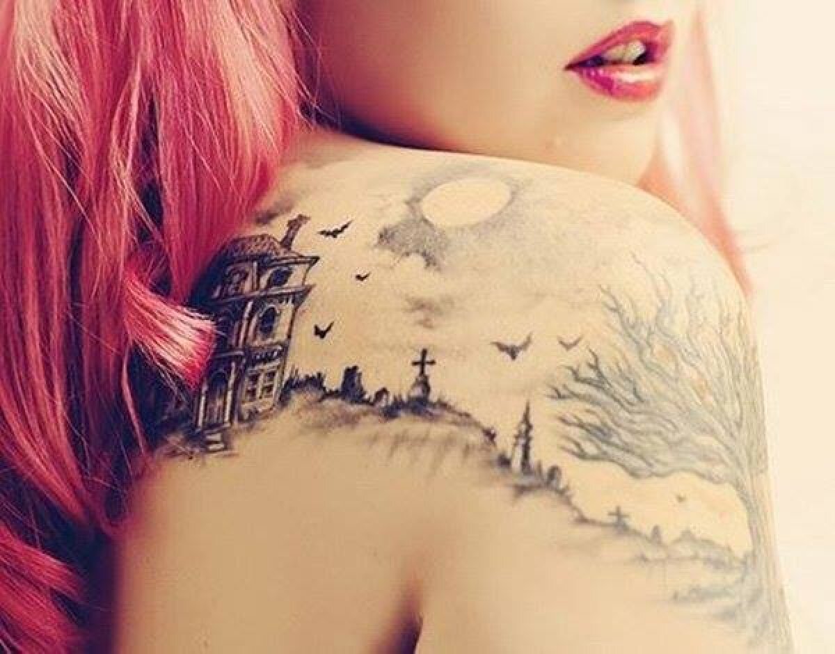 FOTO Femei fatale cu tatuaje mortale » Cele mai tari picturi pe corpurile feminine