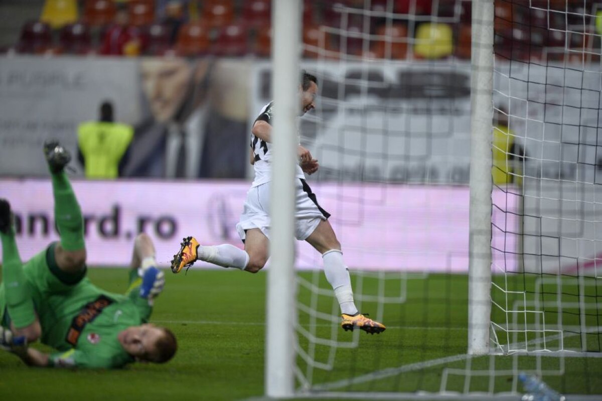 VIDEO+FOTO Victorie anti-Steaua » Cu Alibec în zi de grație, Astra a distrus Dinamo, 4-1, și rămâne pe primul loc