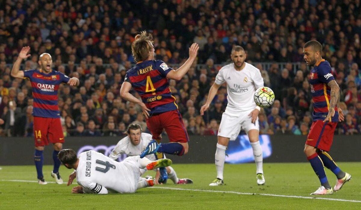VIDEO+FOTO Barcelona - Real Madrid 1-2 » Ronaldo a adus victoria pe Camp Nou!