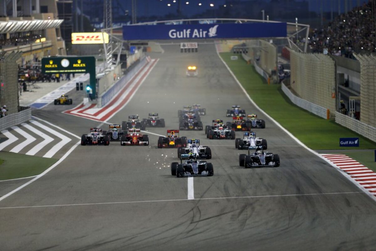 FOTO Nico Rosberg se impune în Bahrain! » Vettel și Hamilton au avut de suferit după un start nebun
