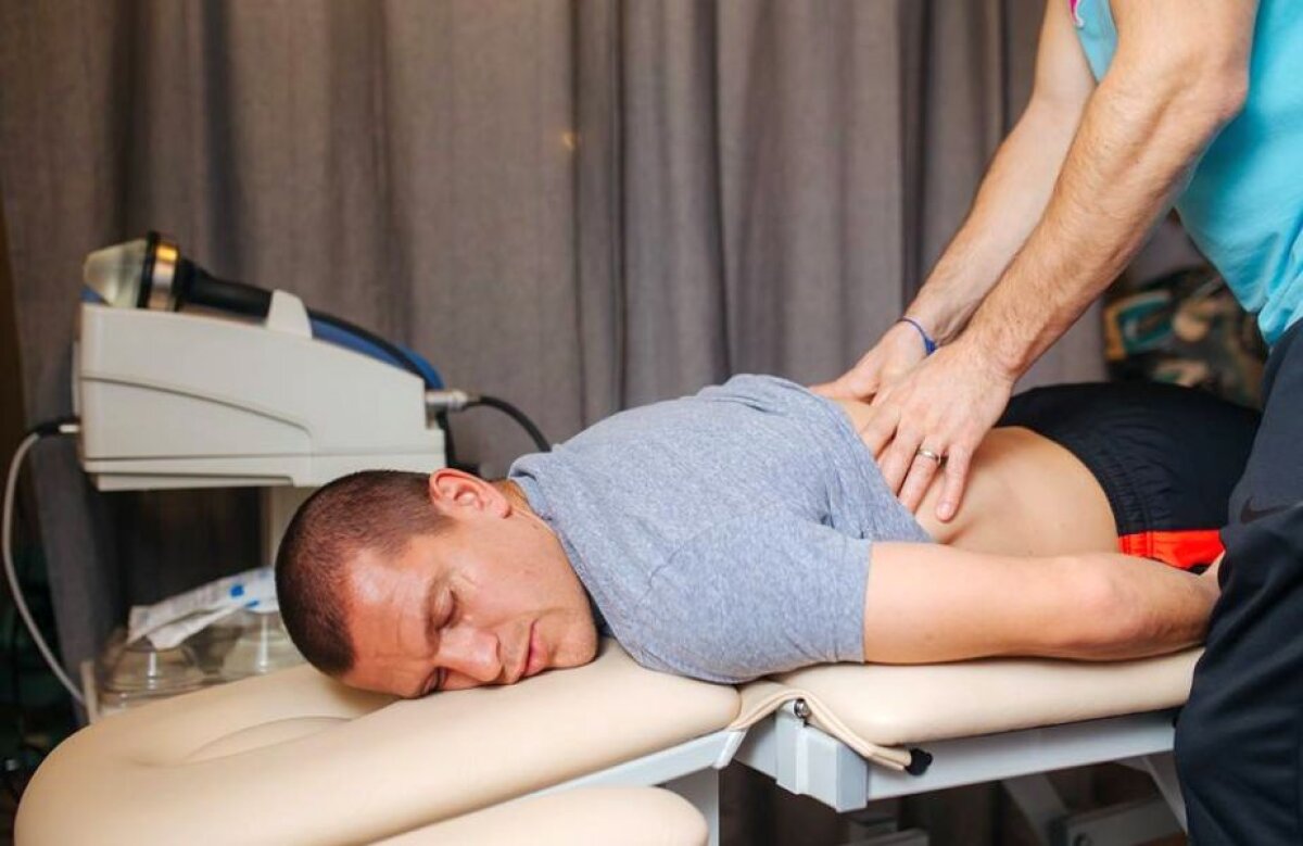 GALERIE FOTO Un titular al Stelei se lansează în afaceri » Investiție de aproape 500.000 de euro în centrul Bucureștiului!