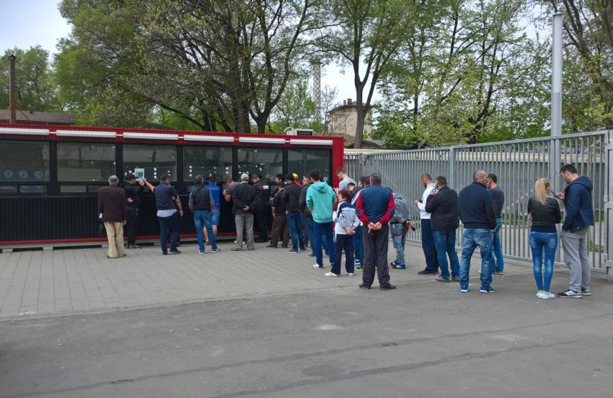 UPDATE FOTO Se umple Naţional Arena la derby? Imagini de la stadion + Programul caselor de bilete
