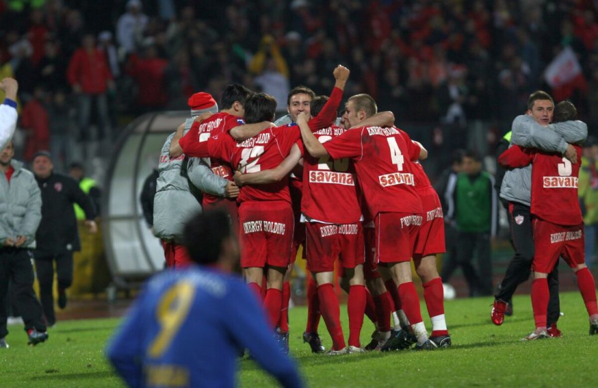 FOTO Déjà vu » Ultimul meci de titlu jucat de Steaua cu Dinamo a fost arbitrat tot de Tudor 