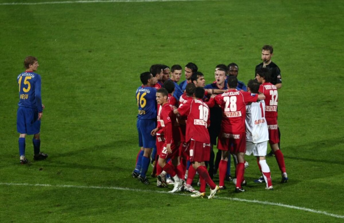 FOTO Déjà vu » Ultimul meci de titlu jucat de Steaua cu Dinamo a fost arbitrat tot de Tudor 