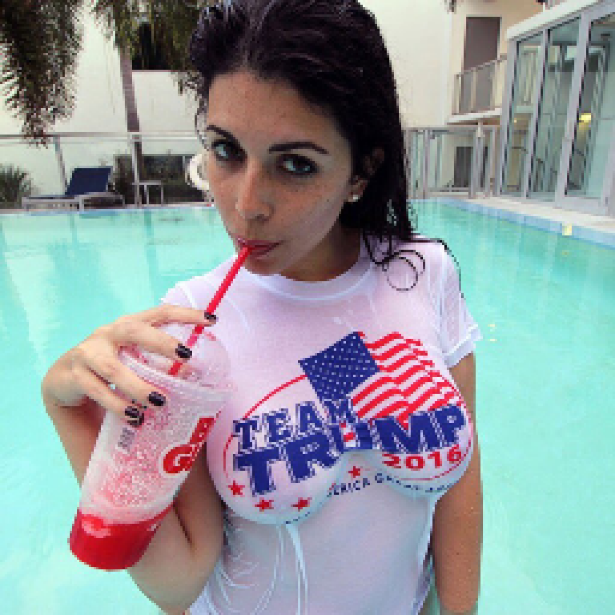 FOTO Donald Trump scoate artileria grea! :) ”Babes For Trump” îl susține în cursa pentru Casa Albă