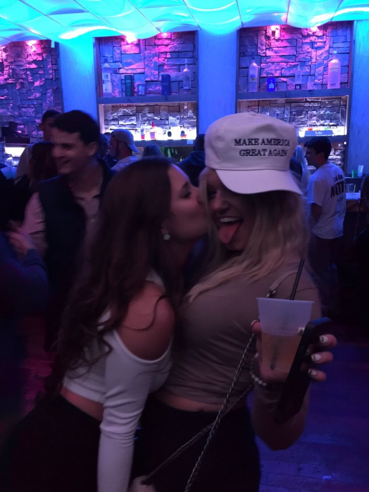 FOTO Donald Trump scoate artileria grea! :) ”Babes For Trump” îl susține în cursa pentru Casa Albă