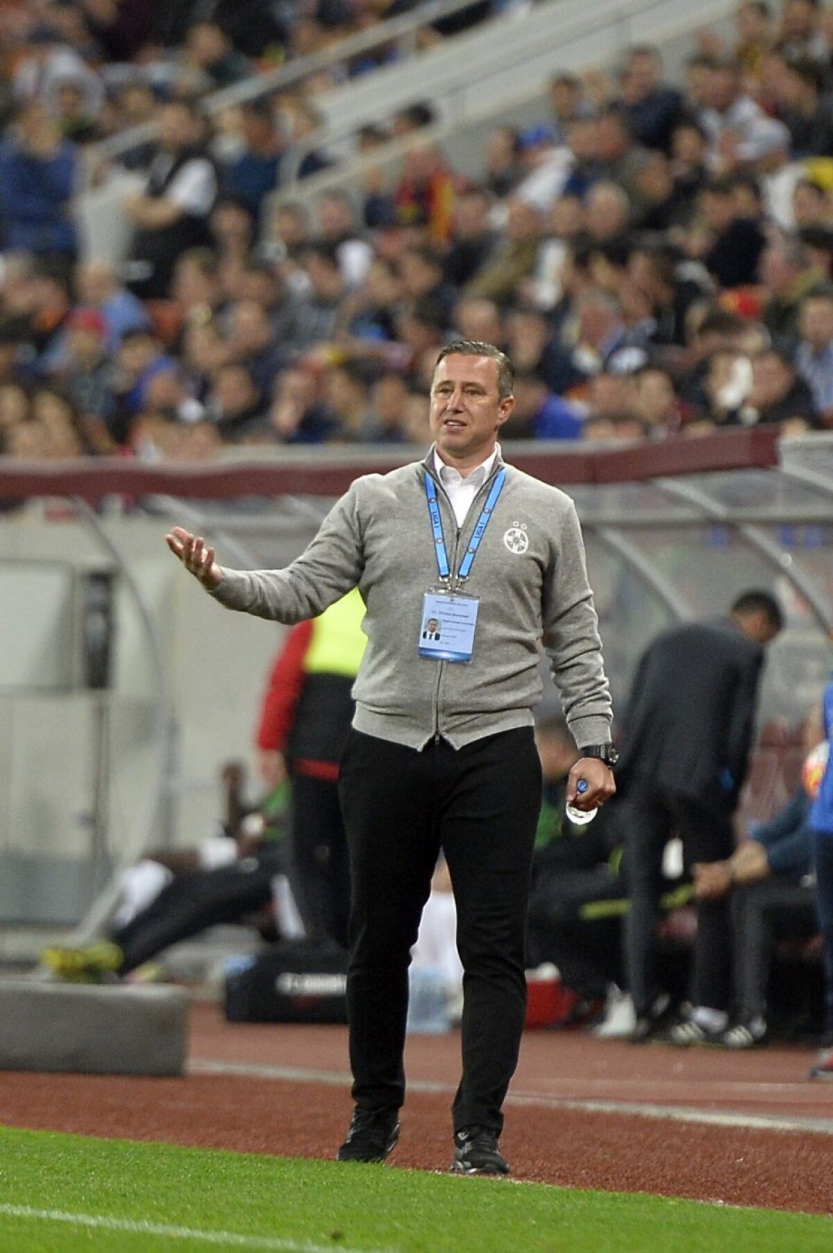 FOTO + VIDEO Finala campionatului la Giurgiu! Steaua şi Dinamo remizează pentru a treia oară în 2016, 1-1. Astra, 3 puncte avans