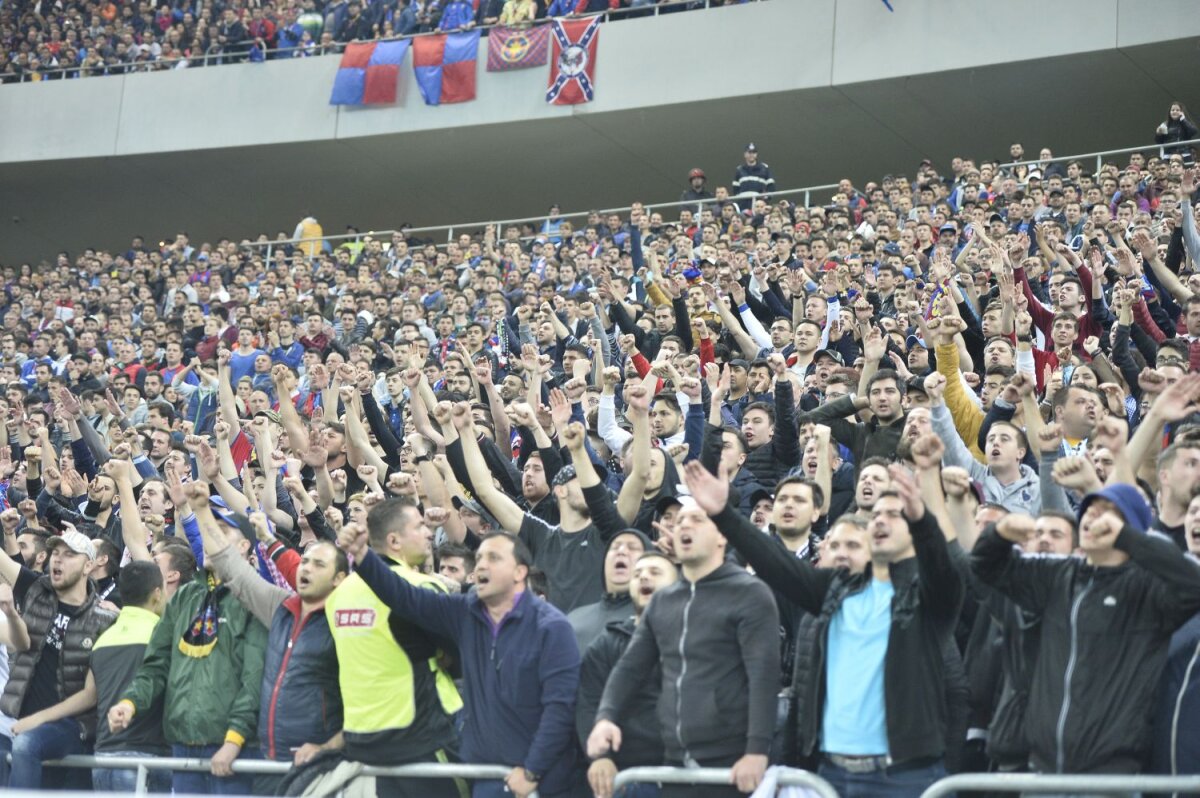 FOTO Vals, gramatică şi patimă » Steliştii şi dinamoviştii au colorat derby-ul dintre Steaua și Dinamo
