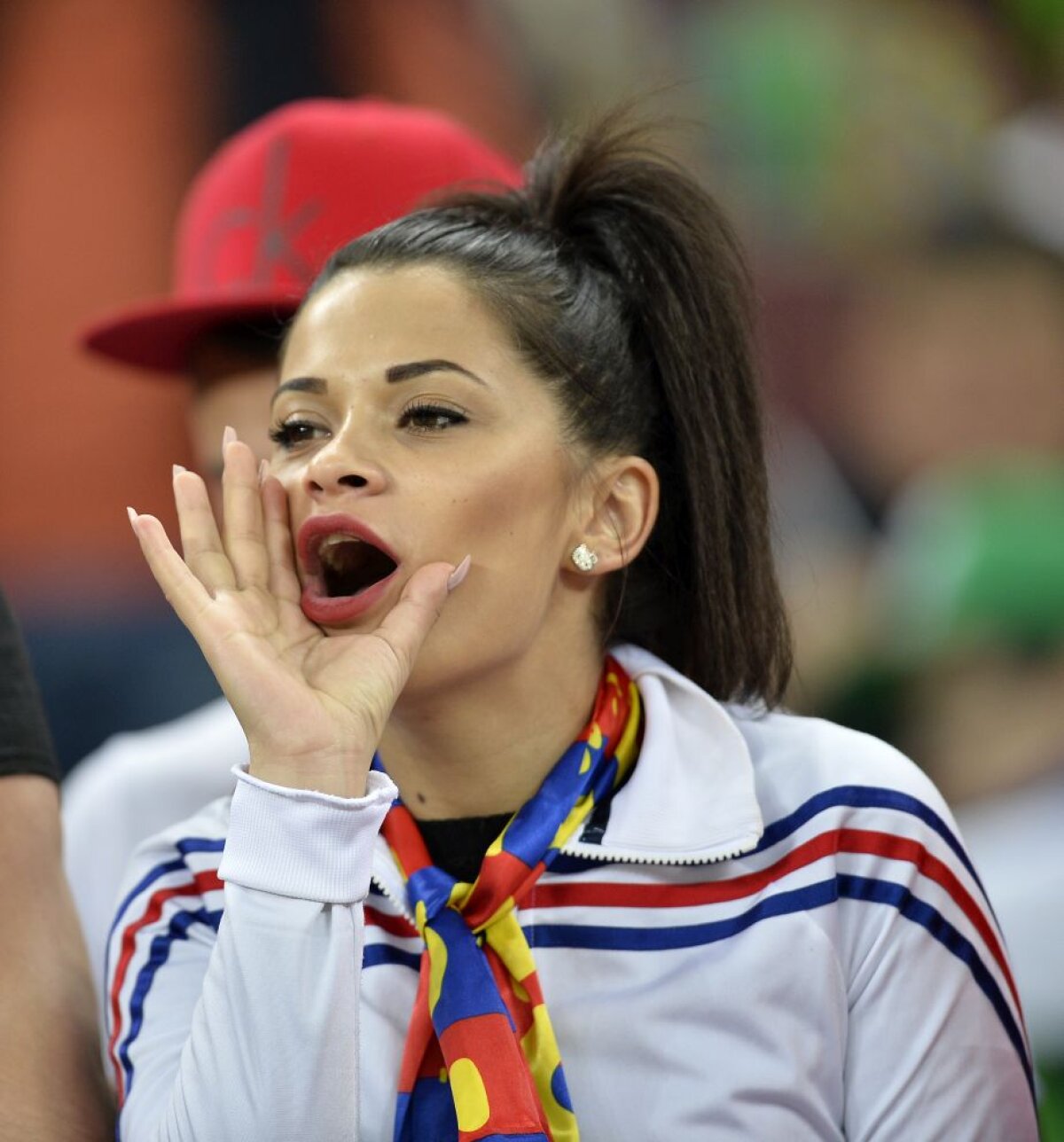 GALERIE FOTO 15 imagini tari din Derby de România » Durerea lui Tamaș vs euforia lui Dănciulescu, "dezbrăcat" de suporteri